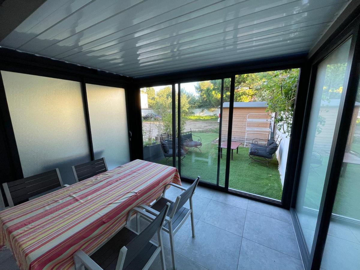 Residence San Paolisa Hyeres Exterior photo