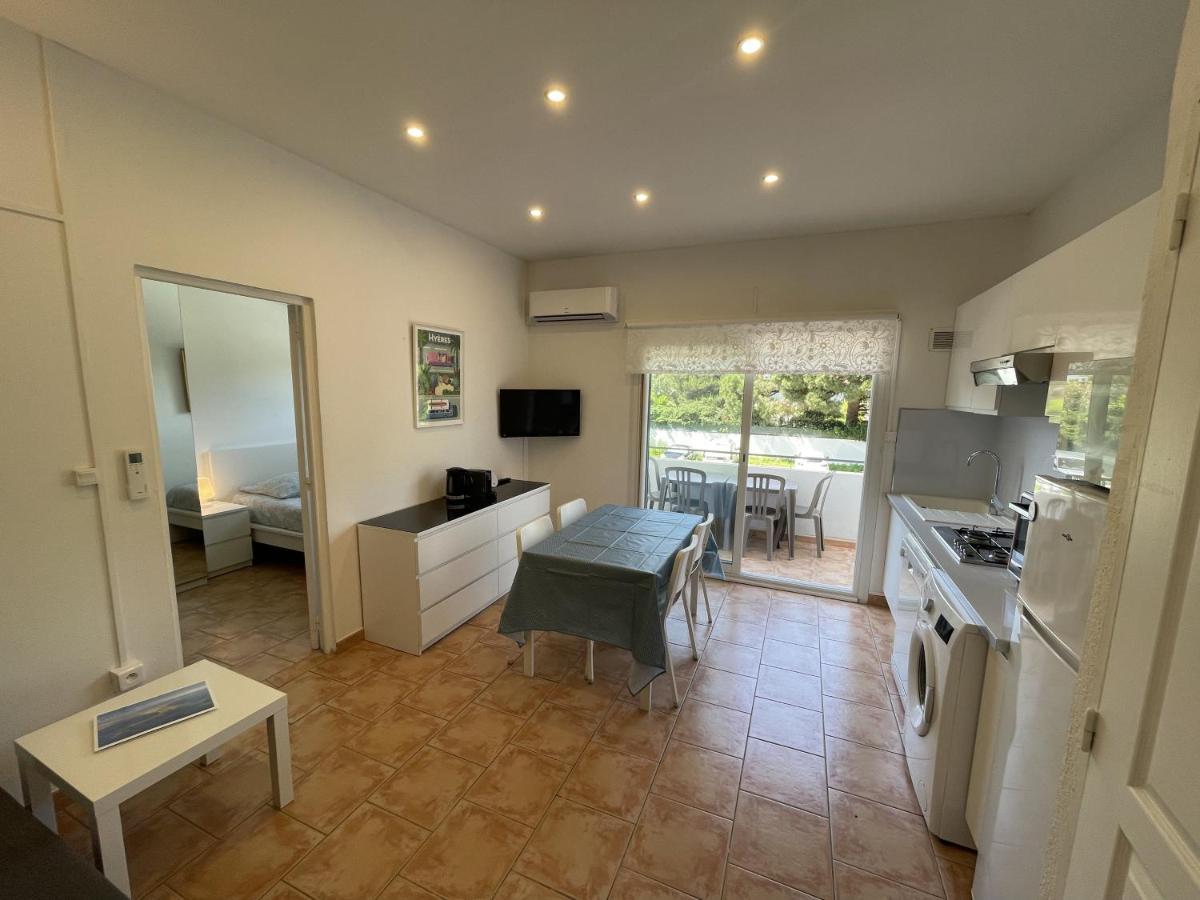 Residence San Paolisa Hyeres Exterior photo
